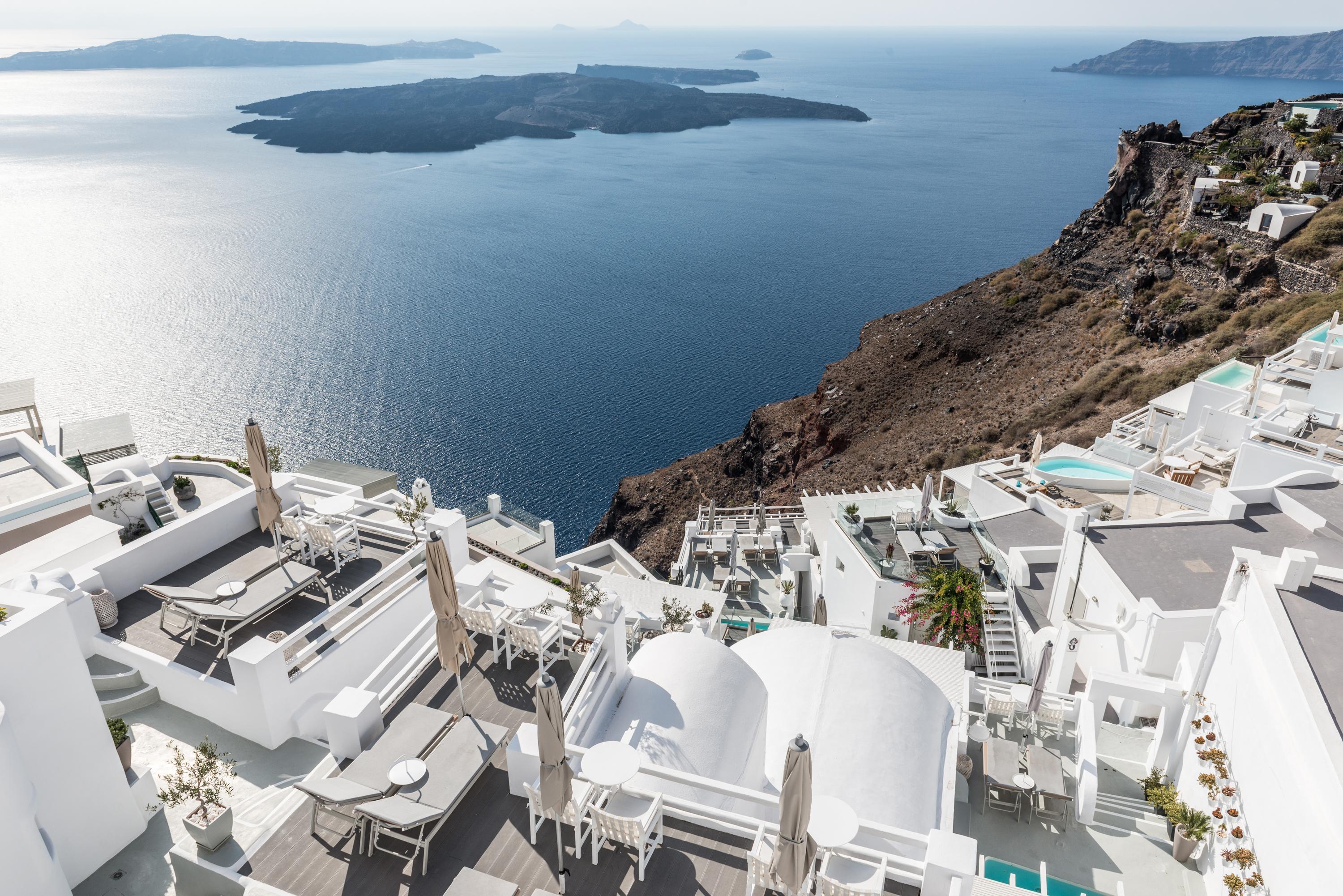 On The Rocks - Small Luxury Hotels Of The World (Adults Only) Imerovigli  Bagian luar foto