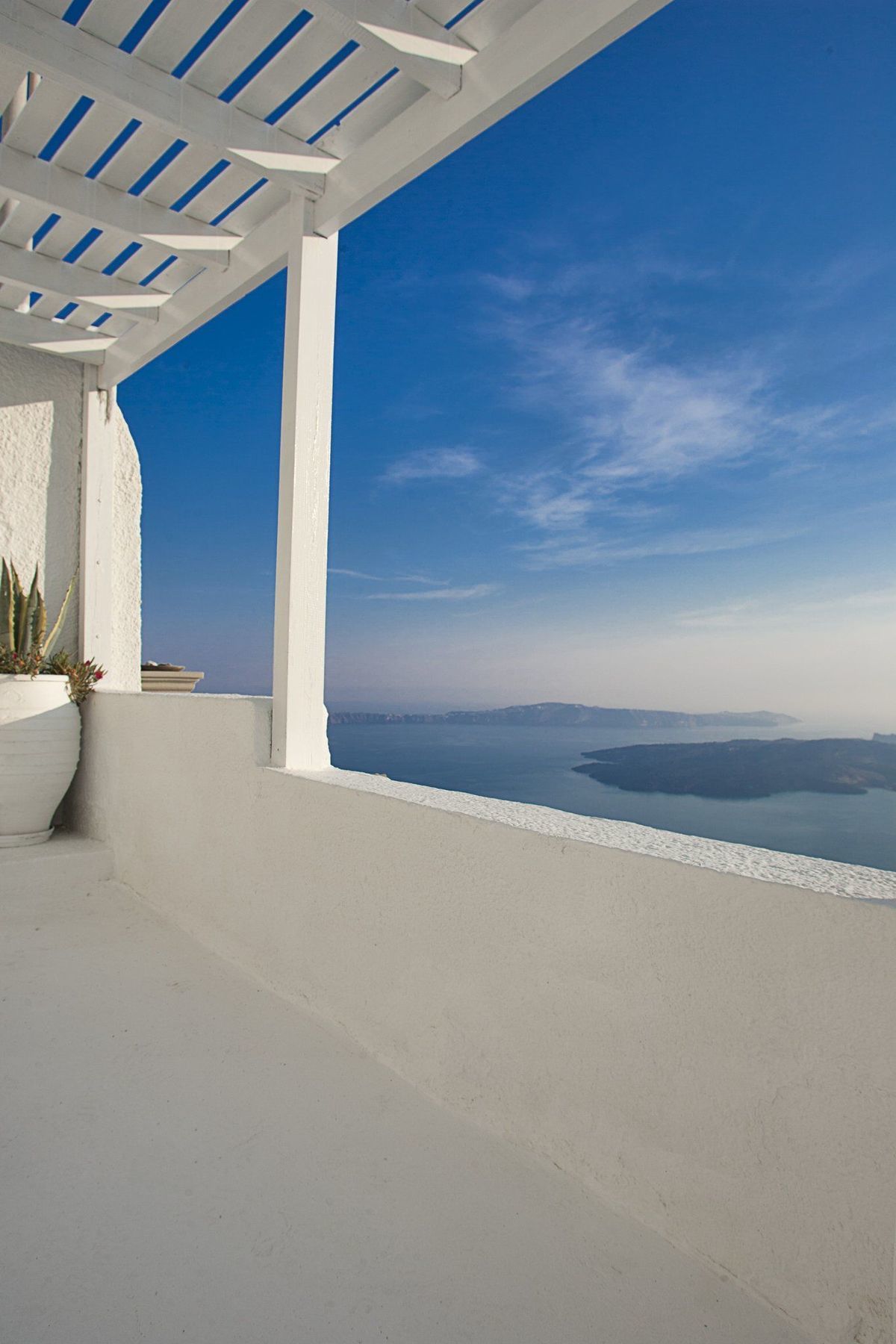 On The Rocks - Small Luxury Hotels Of The World (Adults Only) Imerovigli  Bagian luar foto